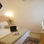 Buk Beach Club Πανδοχείο