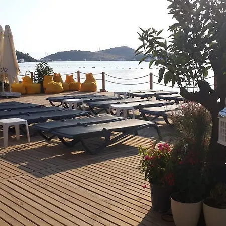 Buk Beach Club Golturkbuku