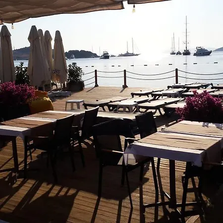Buk Beach Club Kro Göltürkbükü