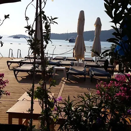 Buk Beach Club Fogadó